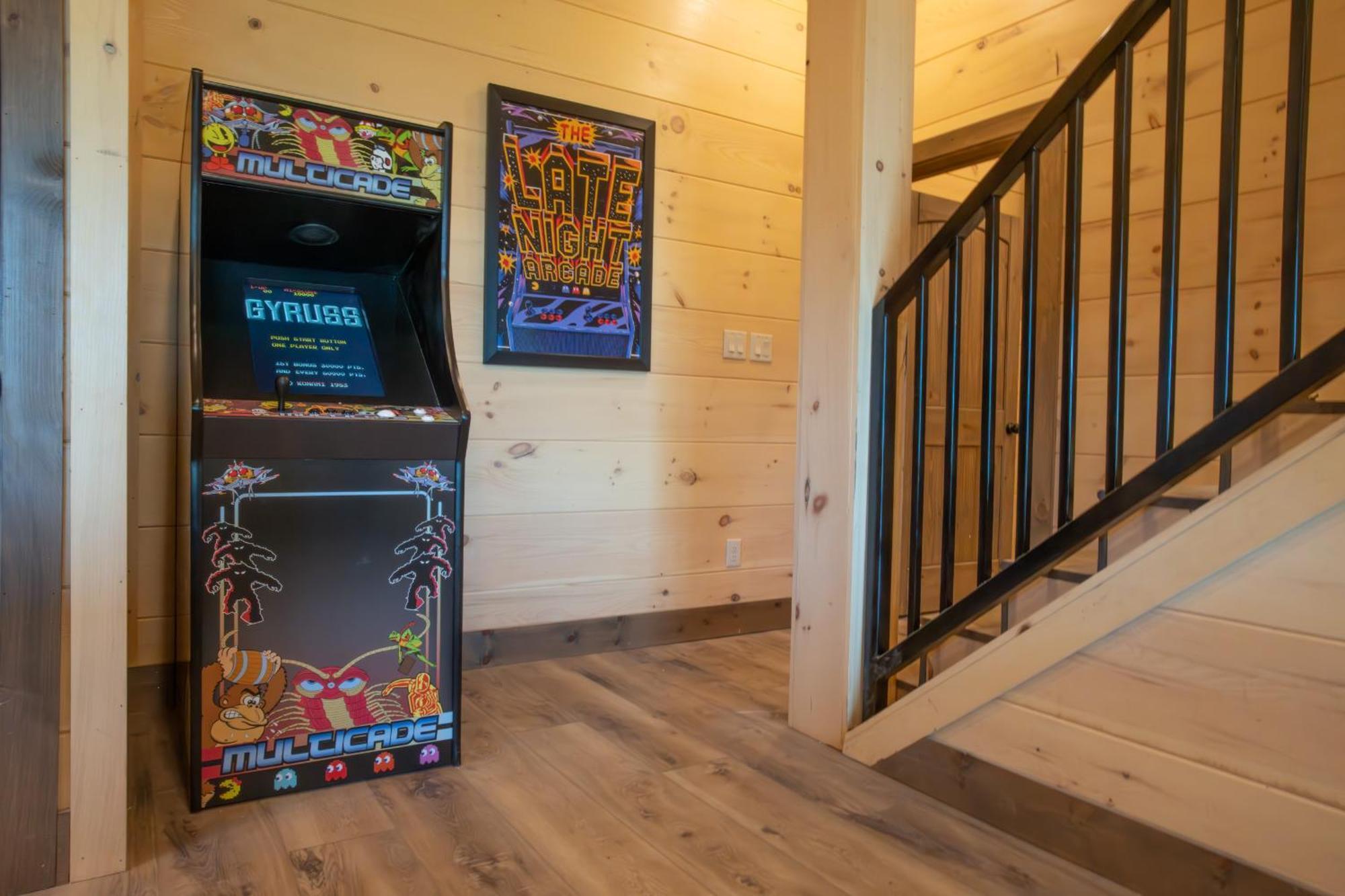 Luxury 12-Bedroom Cabin With Indoor Pool, Hot Tub & Movie Theater, Sleeps 36 Sevierville Exteriör bild
